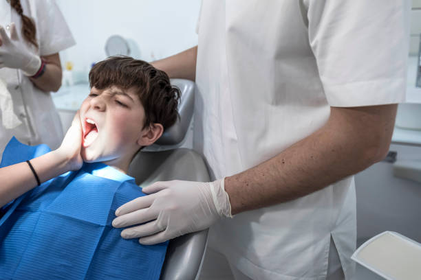 Best Emergency Treatment for Toothache in De Witt, NY